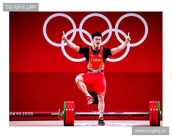 石智勇训练完顺手拎走两袋米，教练：这算工伤吗